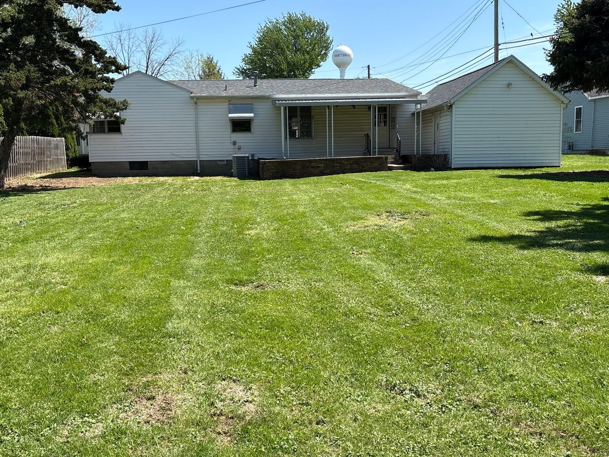 109 N 3RD Street, Hartsburg, IL 62643
