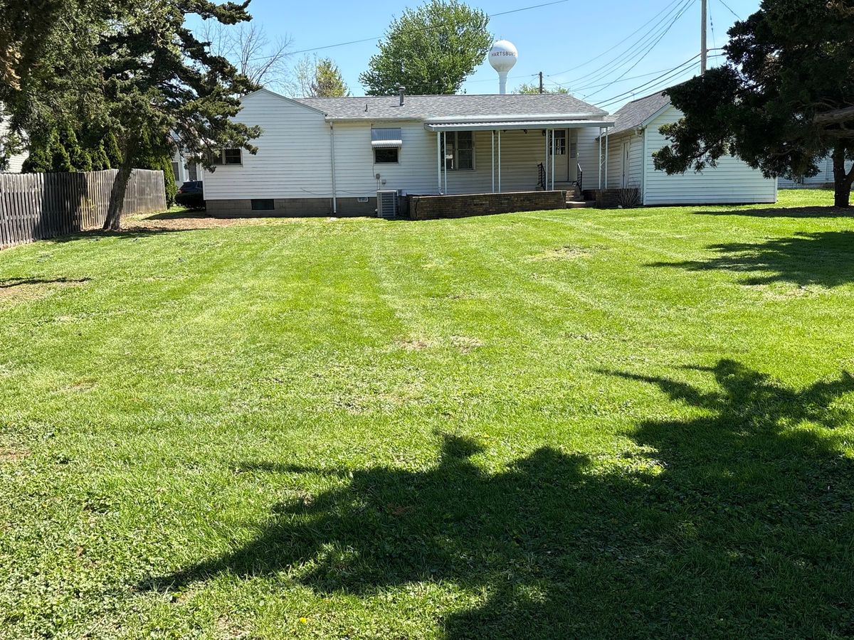 109 N 3RD Street, Hartsburg, IL 62643