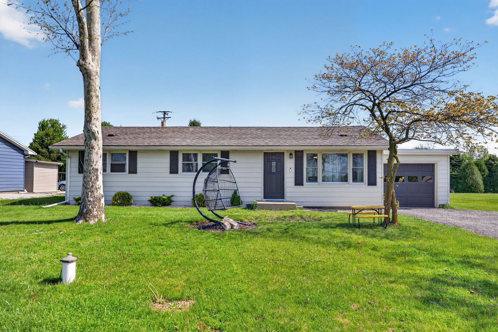 2091 W State Route 102 — Bourbonnais, IL 60914