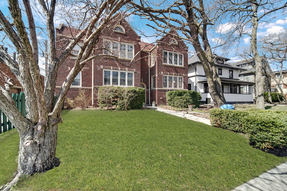 431 East Avenue, Oak Park, IL 60302