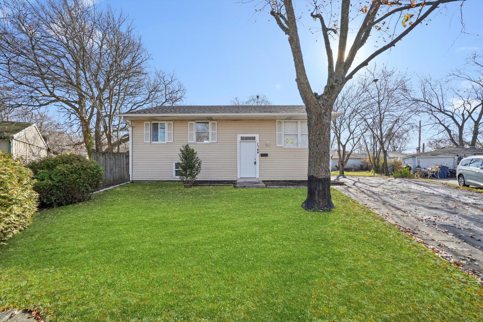 1764 ROSS CRES — Sauk Village, IL 60411