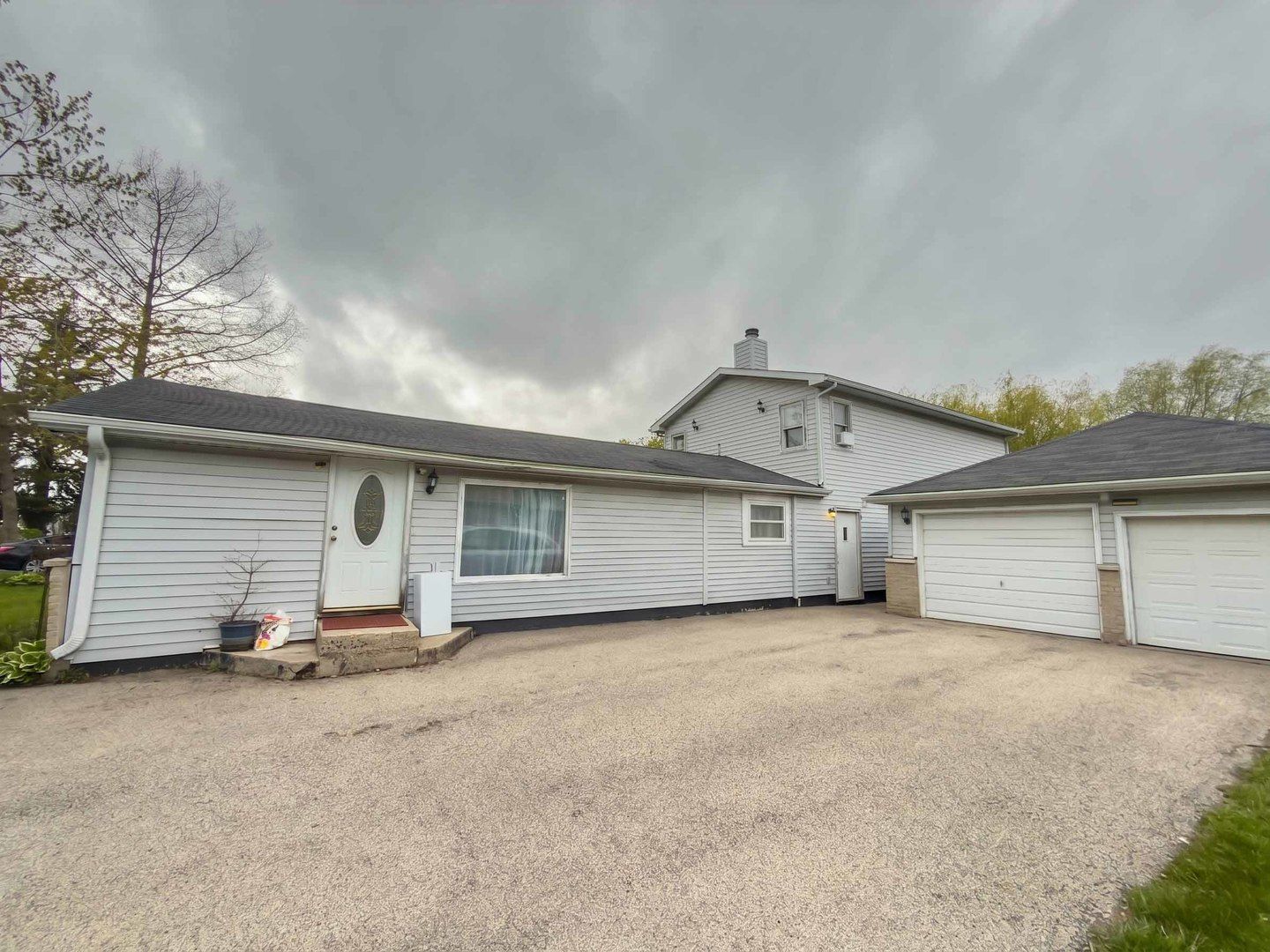 2912 18th Place — North Chicago, IL 60064