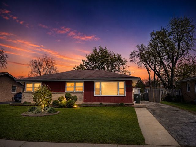 16607 California Avenue — Markham, IL 60428