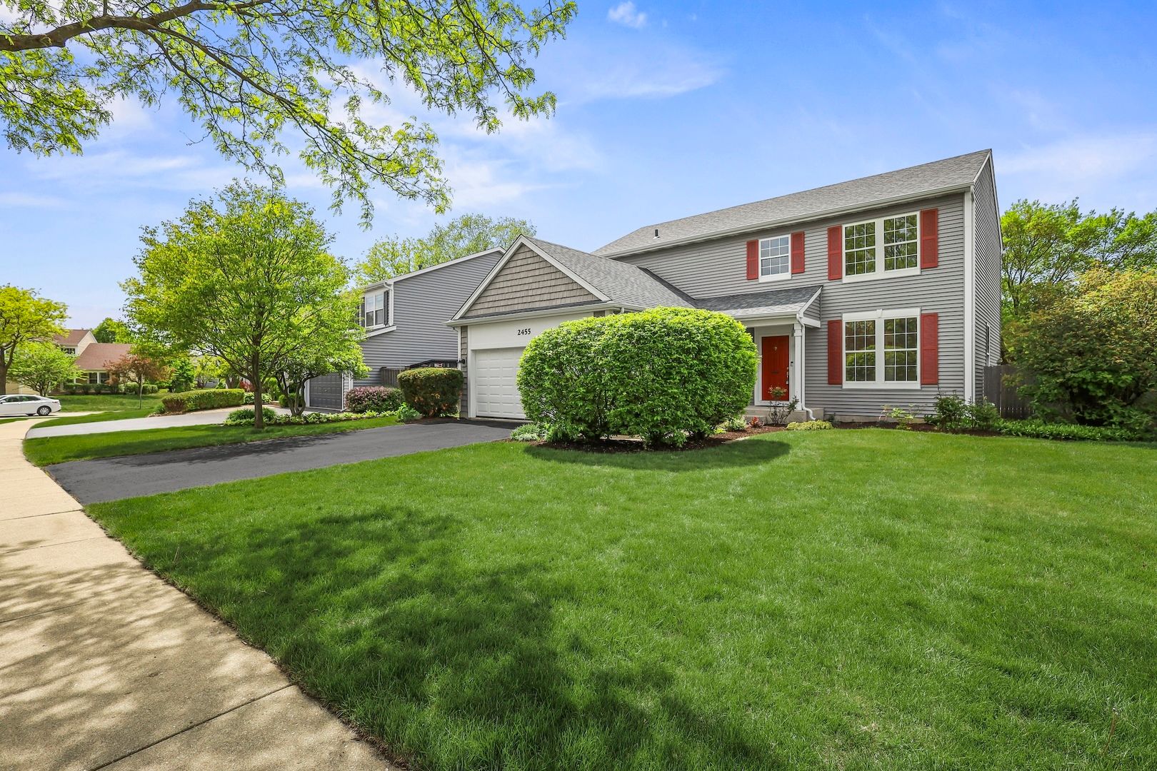 2455 Emerson Lane — Naperville, IL 60540