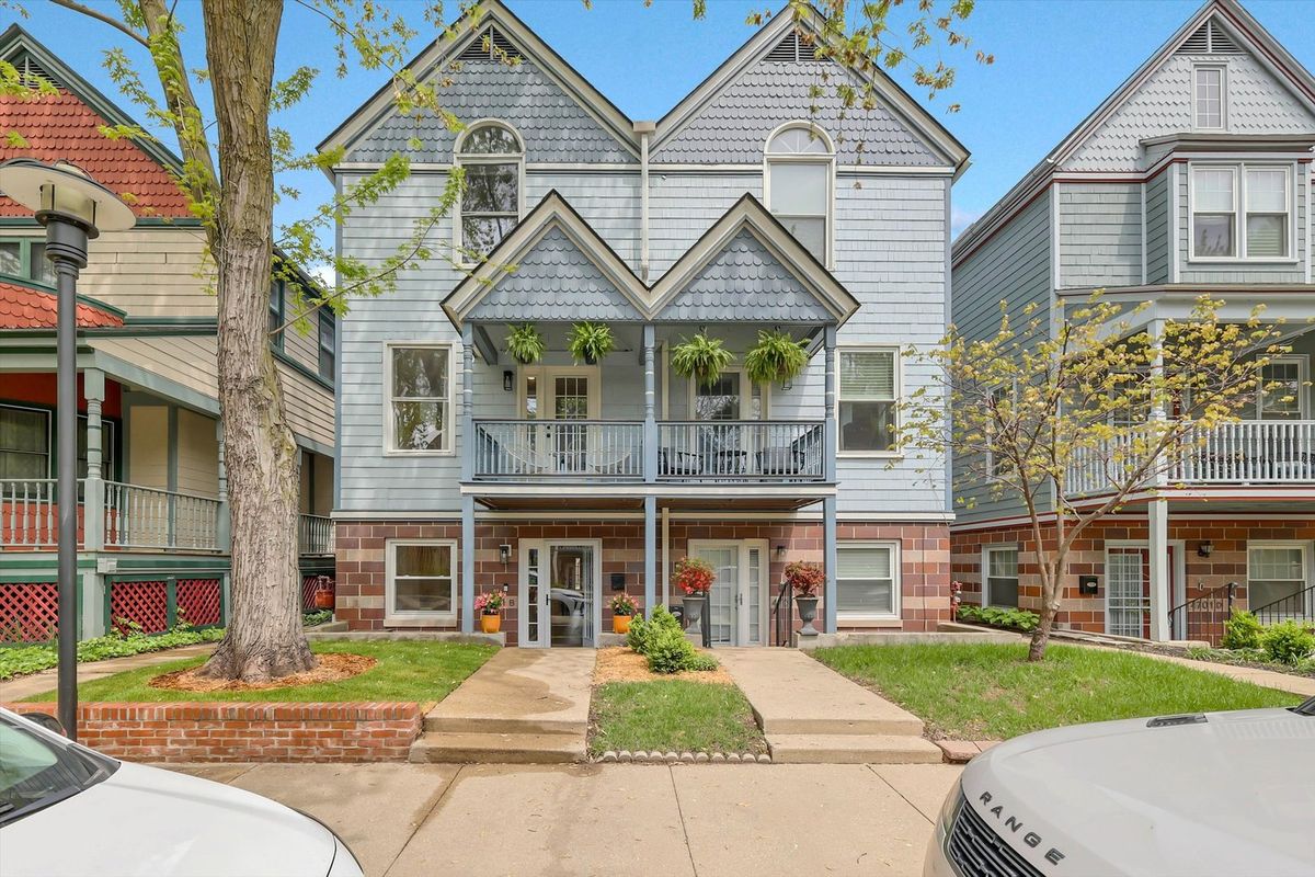 4701 S Woodlawn Avenue #B, Chicago, IL 60615