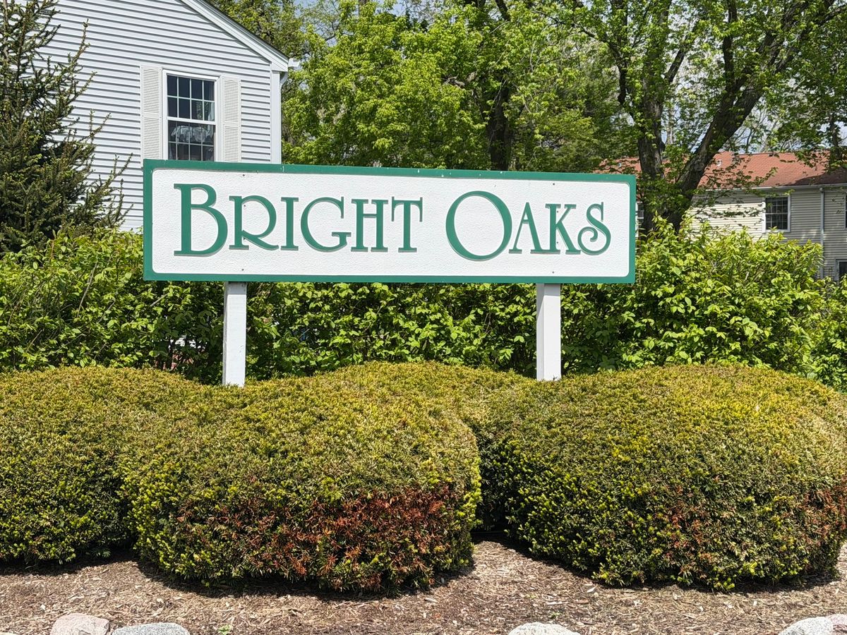 64 Bright Oaks Circle, Cary, IL 60013