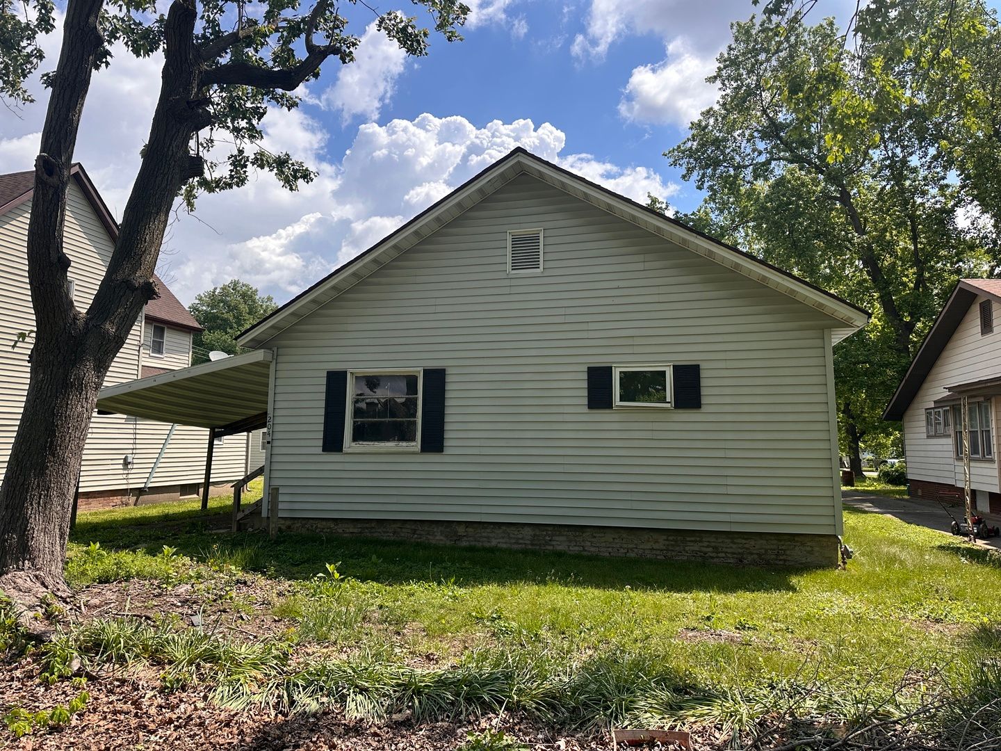 204 S 10th Street — Herrin, IL 62948