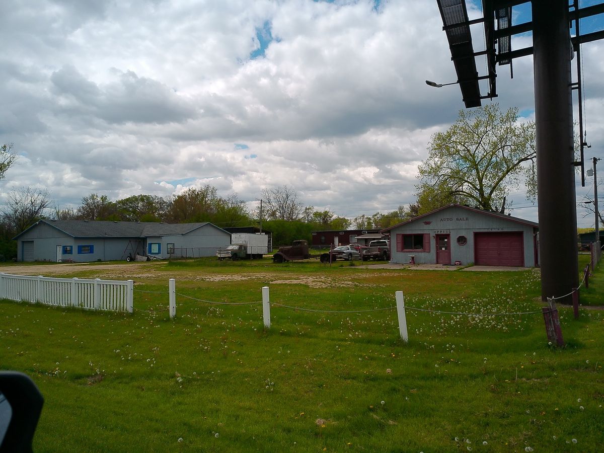 14178,14190,14192 Dearborn Avenue, South Beloit, IL 61080