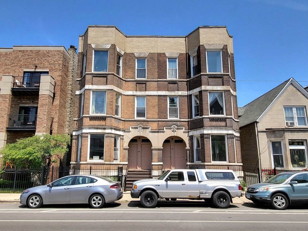 2024 AUGUSTA Boulevard, Chicago, IL 60622