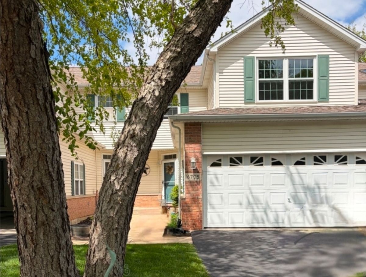16705 Sunset Ridge Court, Lockport, IL 60441