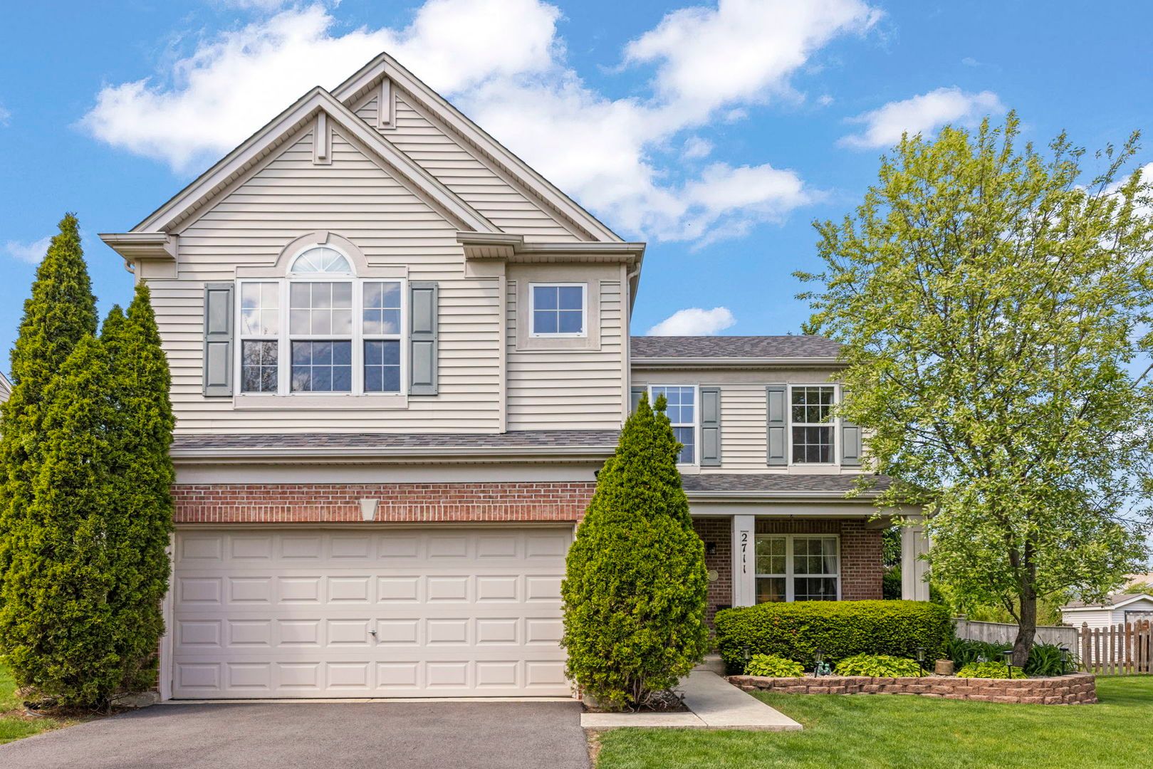 2711 Misty Brook Lane — Joliet, IL 60432