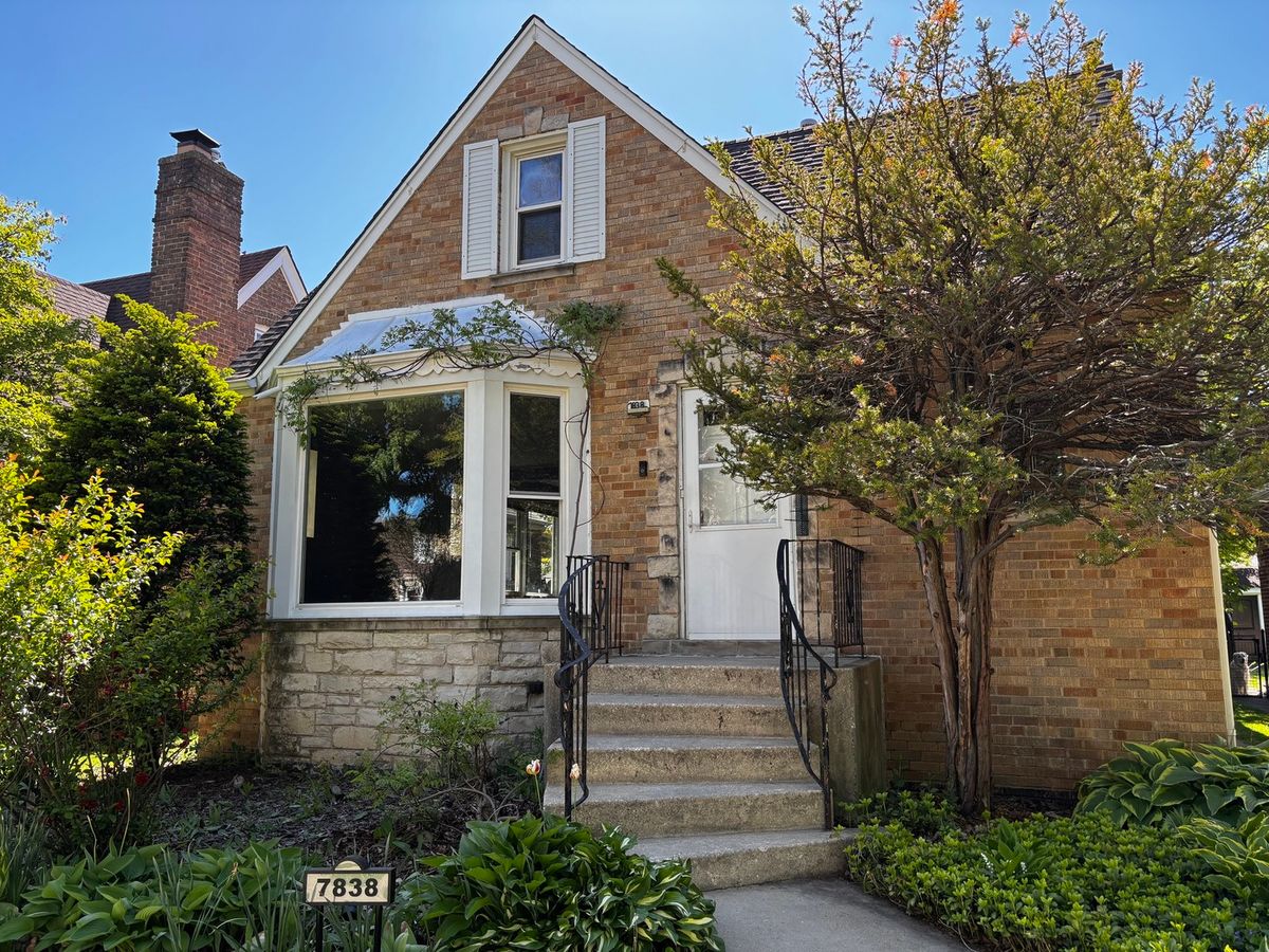 7838 Lowell Avenue, Skokie, IL 60076
