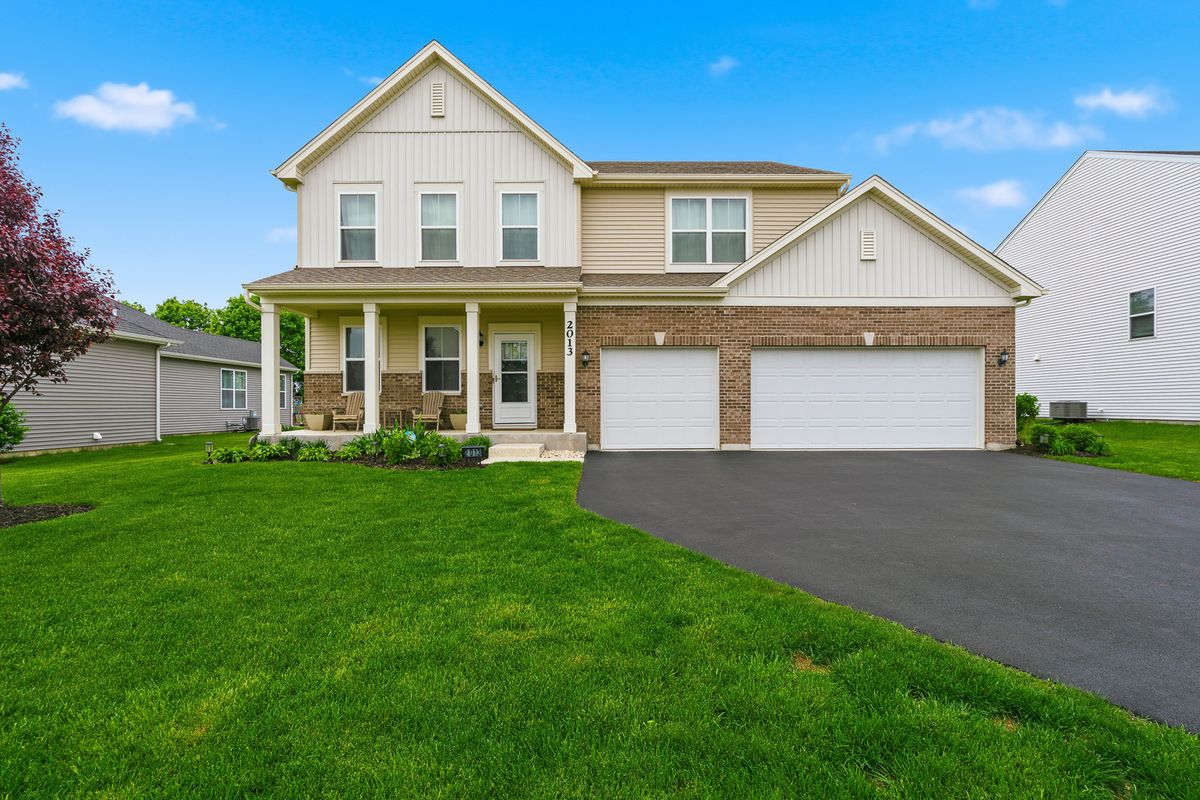 2013 Rosehall Drive, Joliet, IL 60431