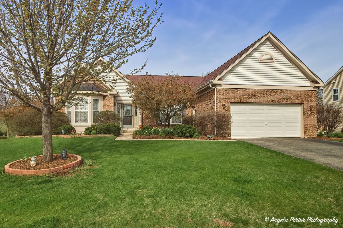 2605 PARKER Lane, Johnsburg, IL 60050