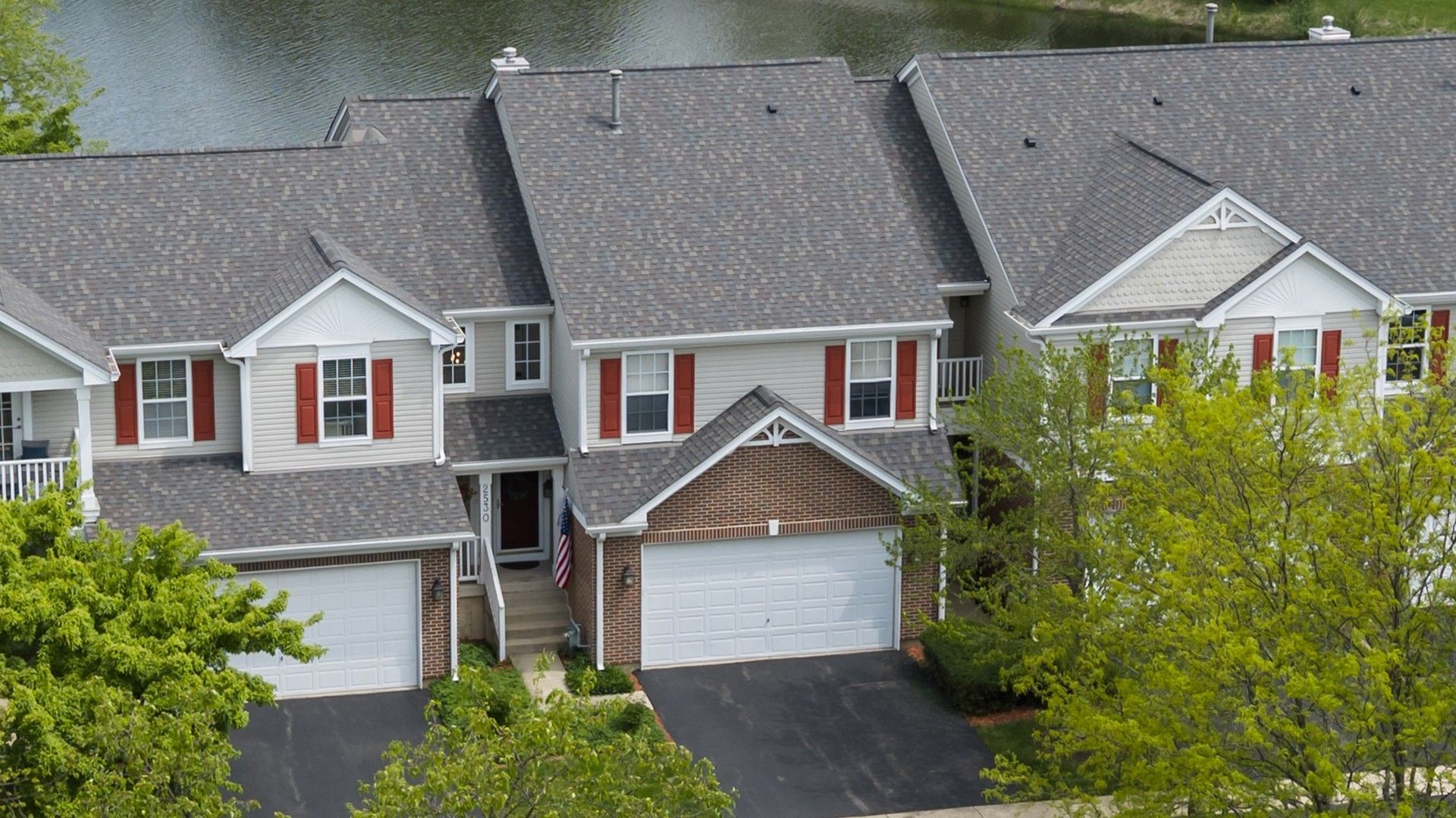 2530 Lorraine Circle — Geneva, IL 60134
