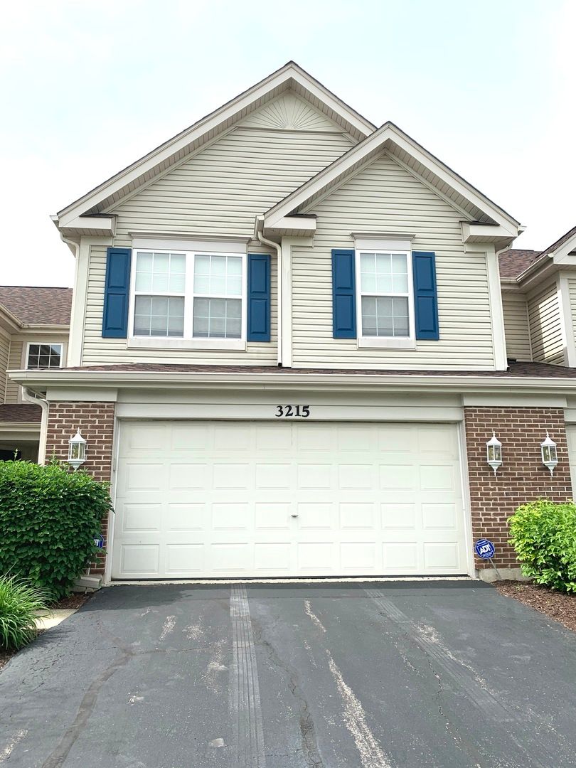 3215 Renard Lane, St. Charles, IL 60175