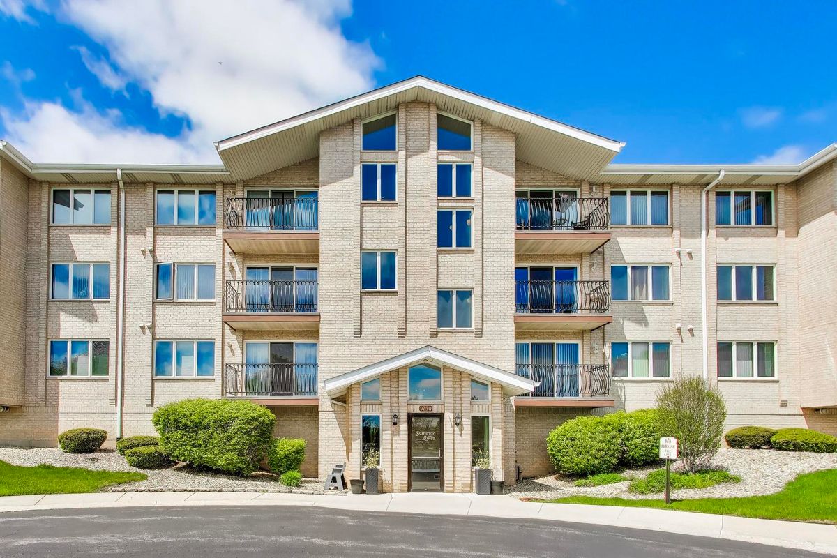 9750 Koch Court, Orland Park, IL 60467