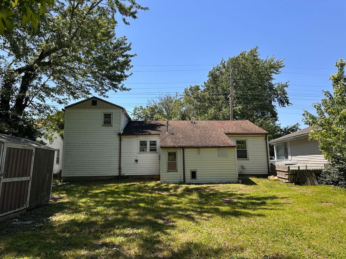 604 N 7th Street, Herrin, IL 62948