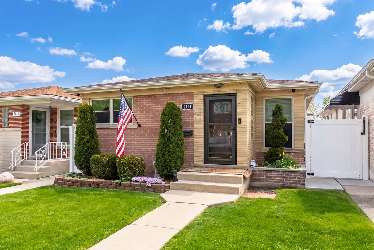 7441 Octavia Avenue, Chicago, IL 60631