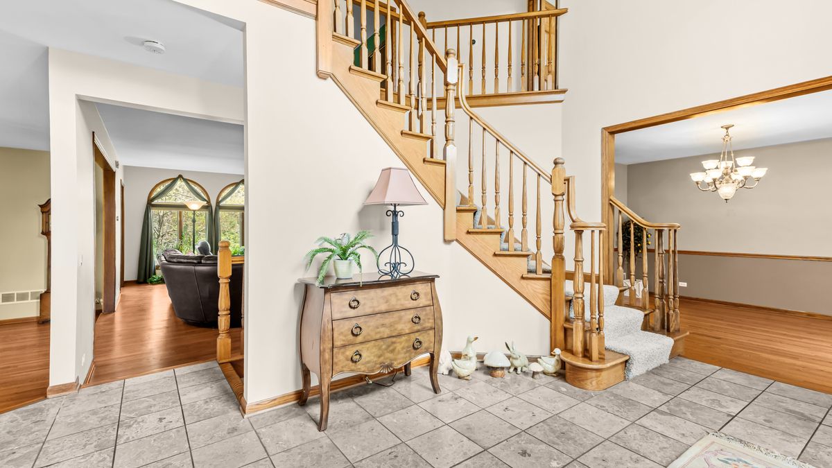 13155 Fox Lane, Lemont, IL 60439