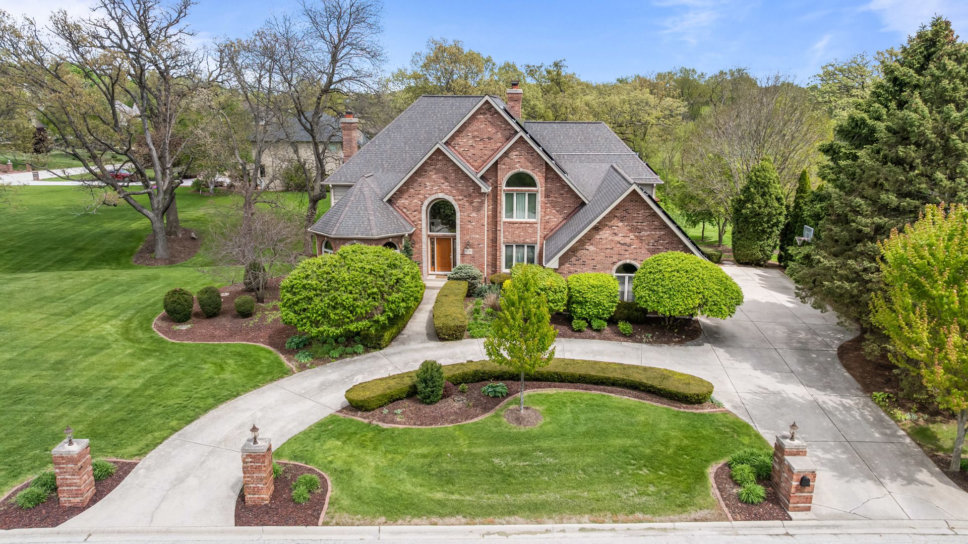 13155 Fox Lane — Lemont, IL 60439