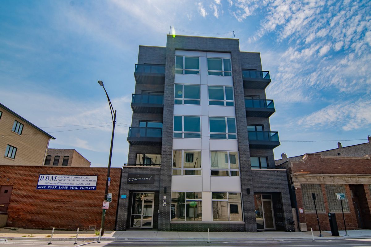 880 Milwaukee Avenue, Chicago, IL 60642
