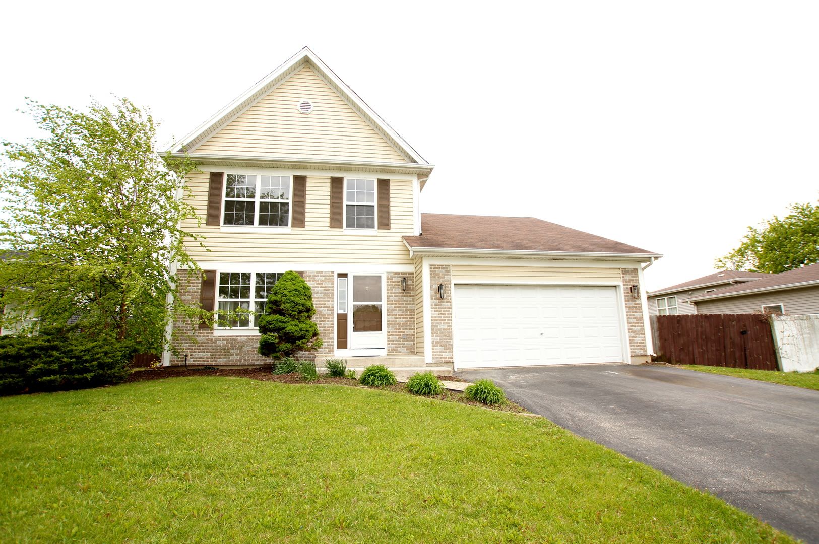 10 Beaver Creek Court — Bolingbrook, IL 60490