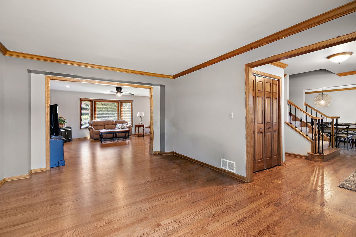 461 Wexford Drive, Lemont, IL 60439