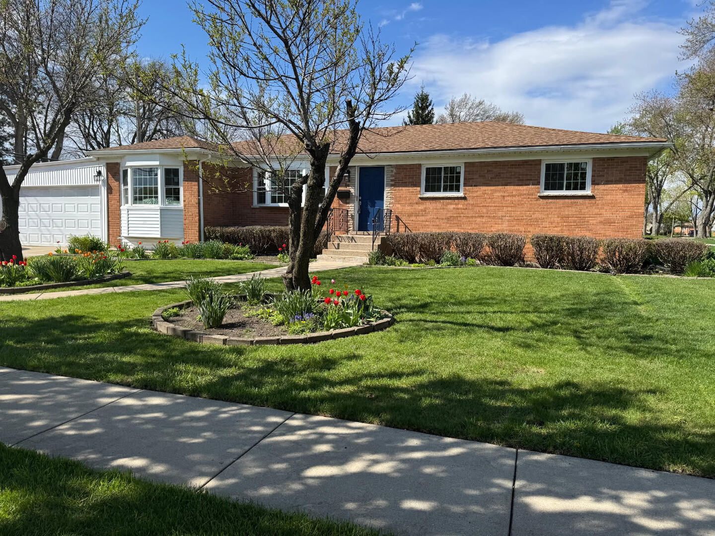 22 Audrey Lane — Mount Prospect, IL 60056