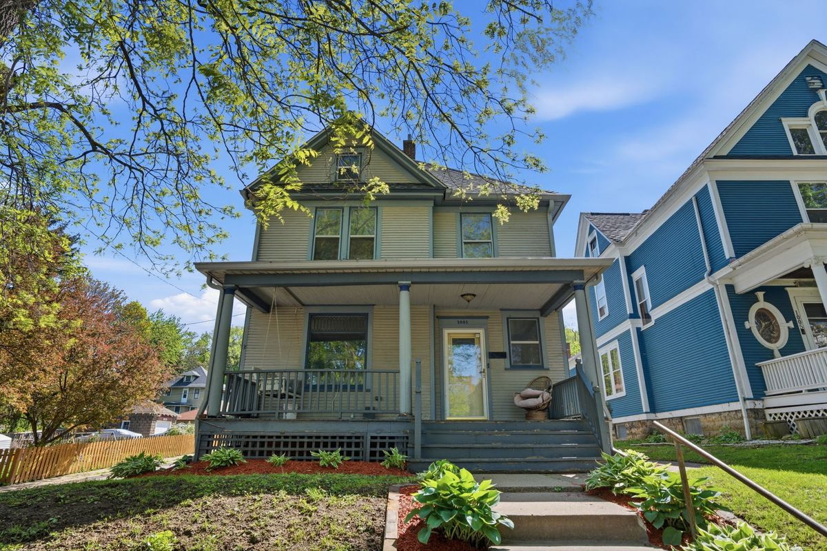 1001 22nd Street, Rock Island, IL 61201