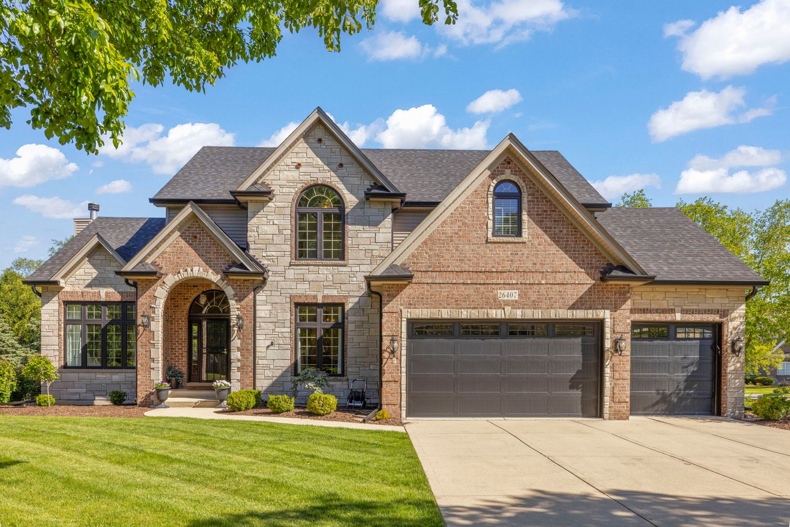 26407 Silverleaf Drive — Plainfield, IL 60585