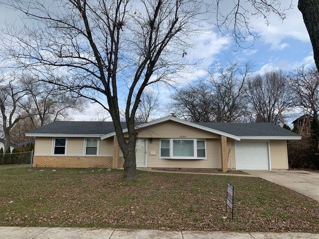 1730 Winchester Lane, Schaumburg, IL 60193