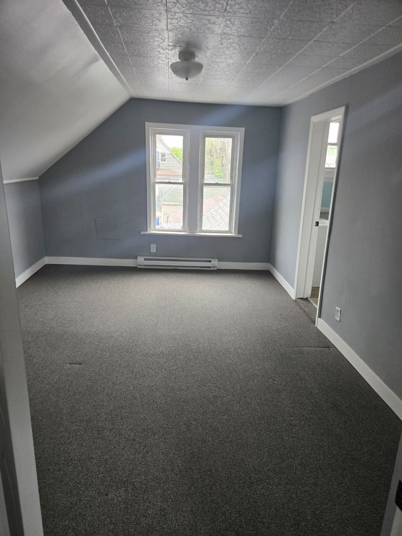 124 N 11th Avenue, Melrose Park, IL 60160