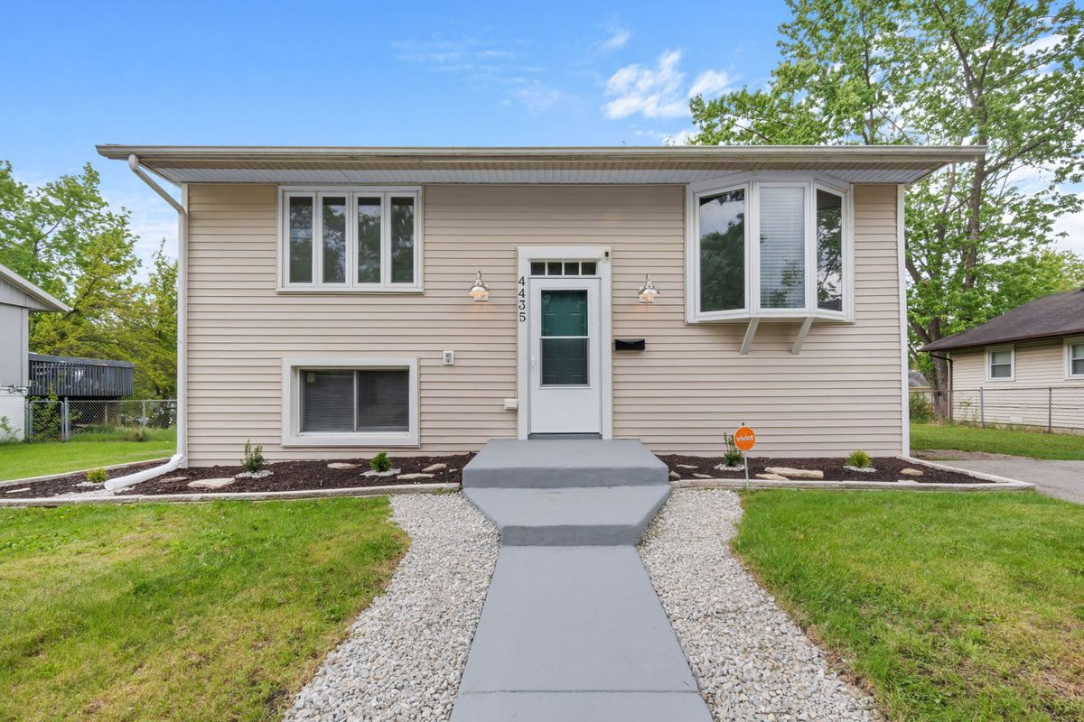 4435 Balmoral Drive, Richton Park, IL 60471