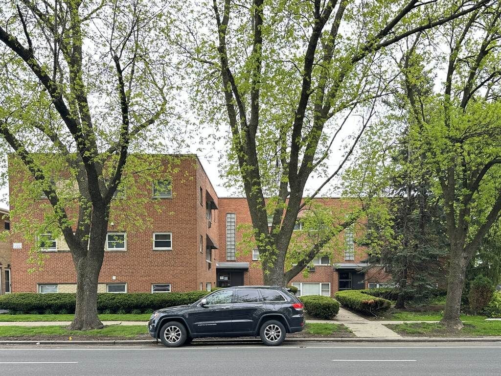 6273 Cicero Avenue, Chicago, IL 60646