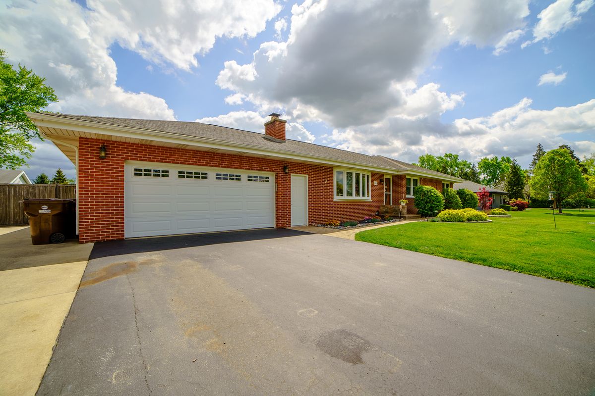 16045 Codo Drive, Homer Glen, IL 60491