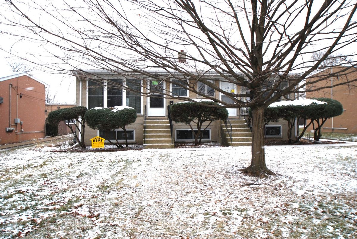 417 Stone Avenue, Addison, IL 60101