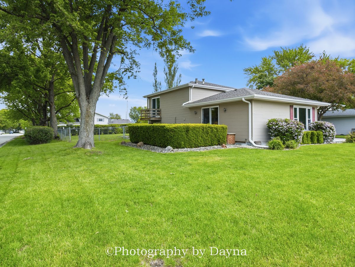 60 Hilltop Drive, Bourbonnais, IL 60914