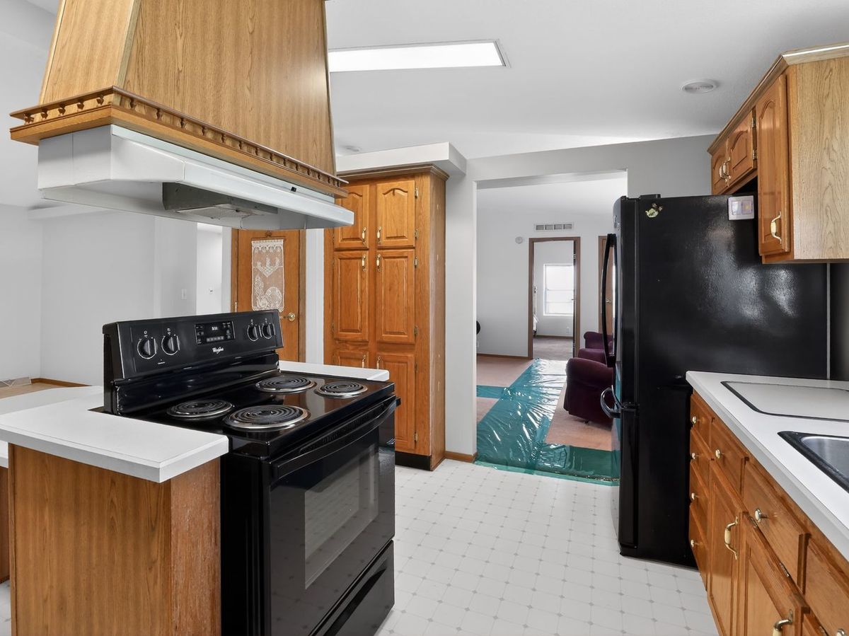 10078 State Route 9, Hoopeston, IL 60942