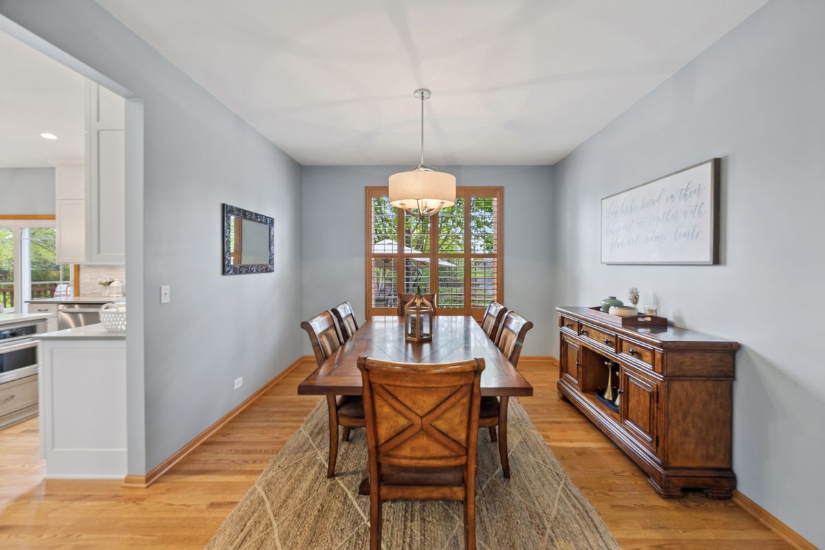 4871 Thistle Lane, Lake In The Hills, IL 60156