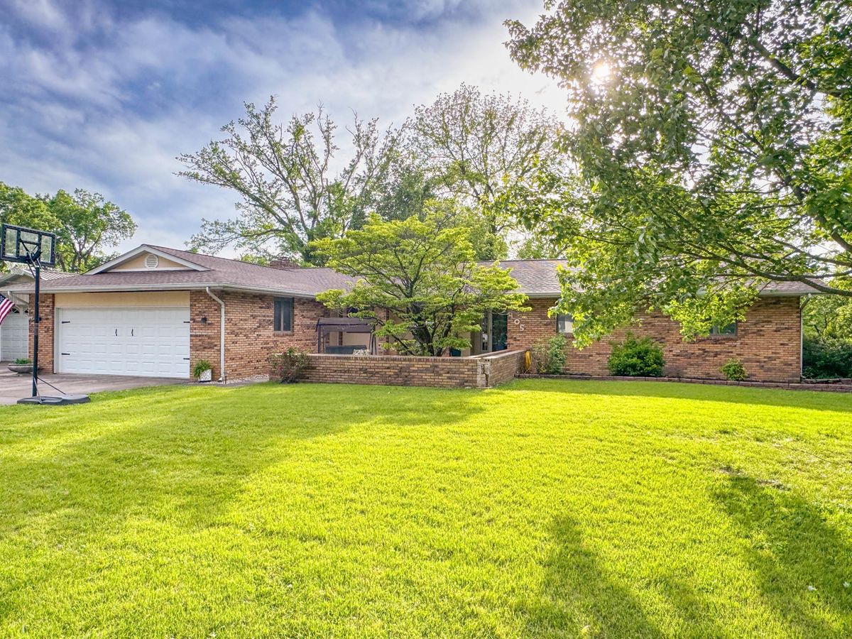405 Main Street, Jonesboro, IL 62952