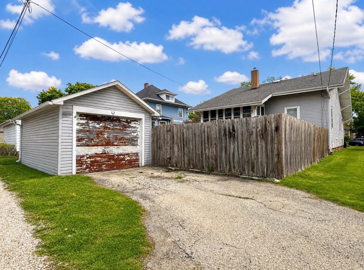 212 Tinley Avenue, Depue, IL 61322