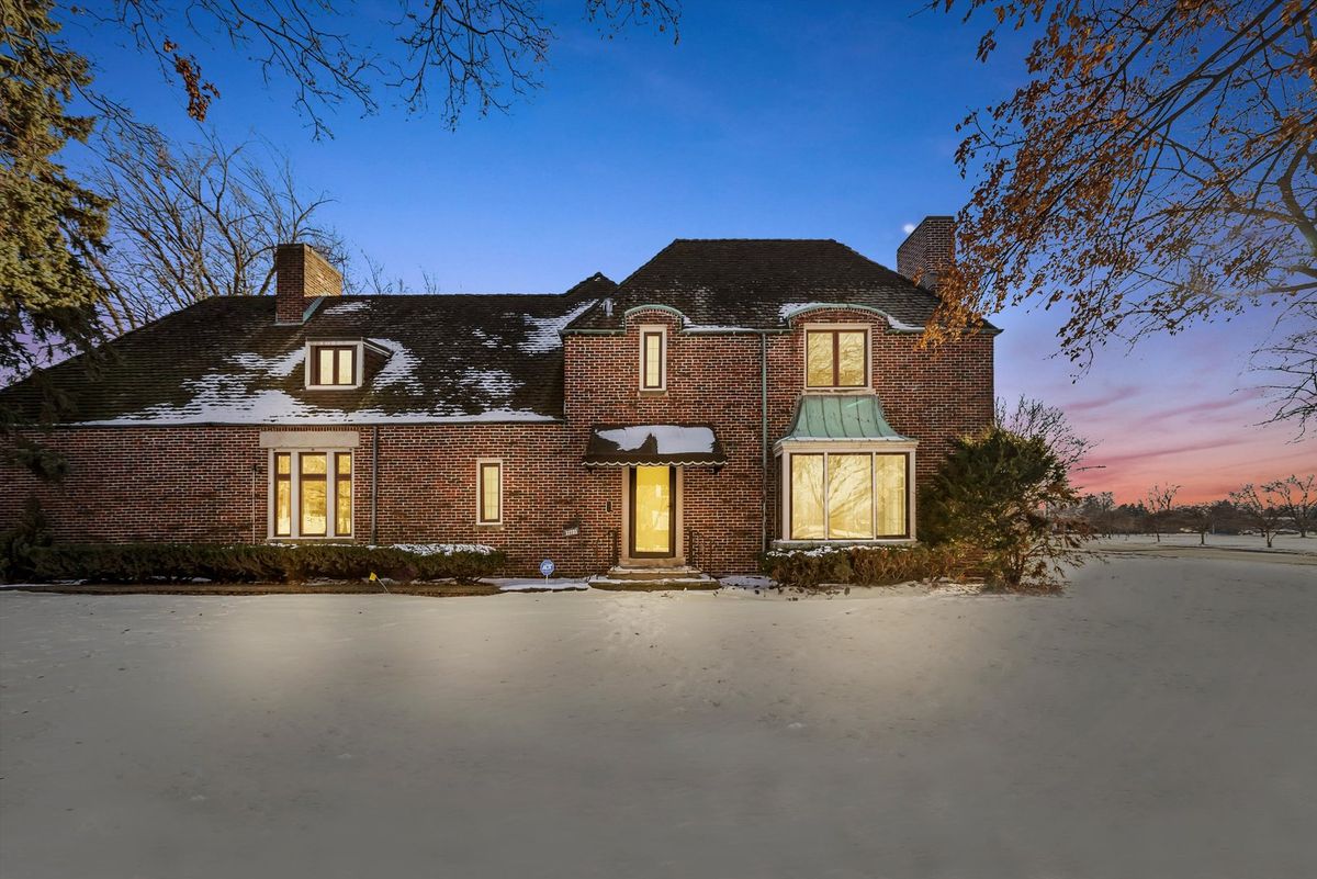 11731 Bell Avenue, Chicago, IL 60643