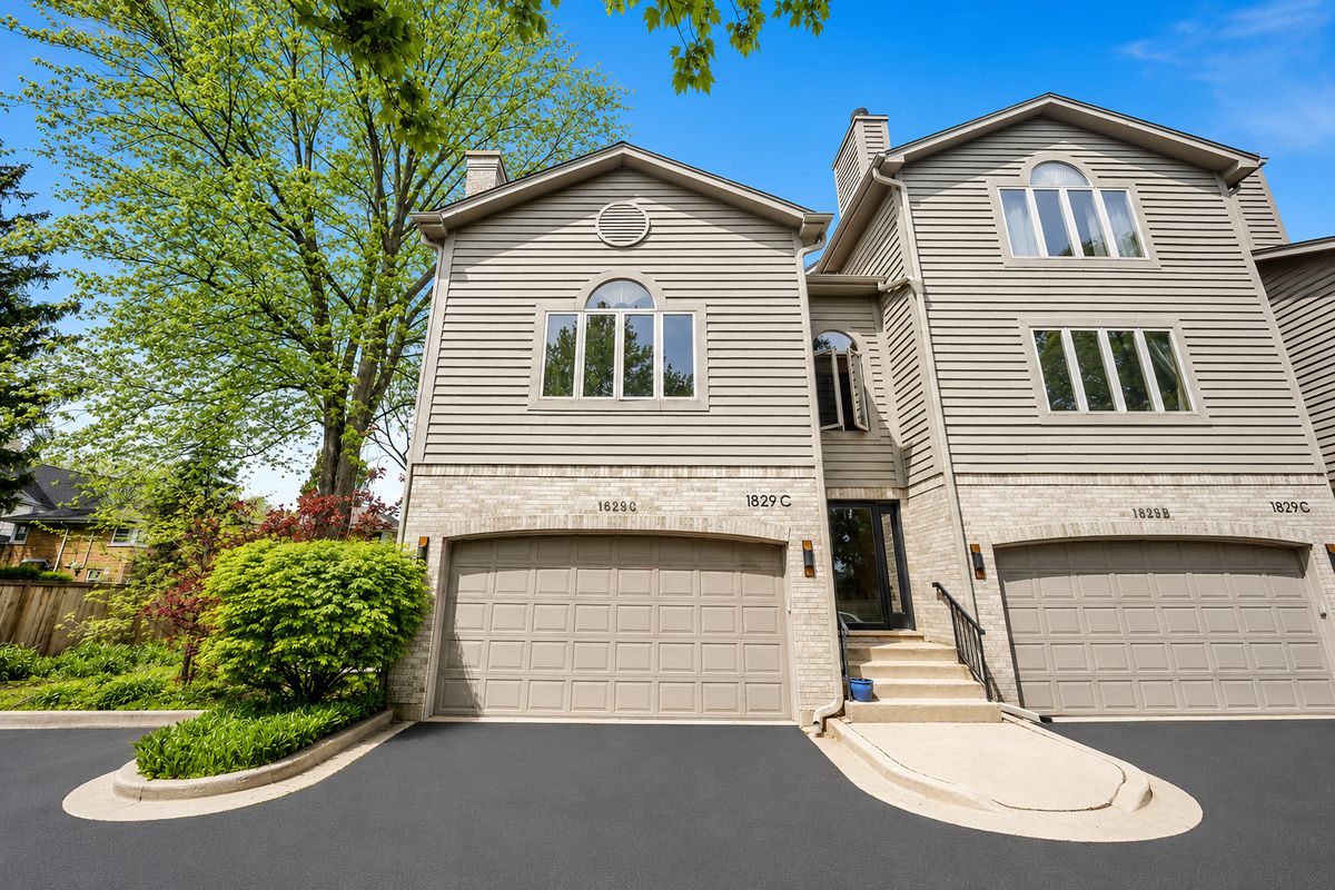 1829 Wilmette Avenue, Wilmette, IL 60091