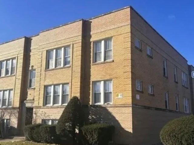 6910 21st Avenue, Berwyn, IL 60402