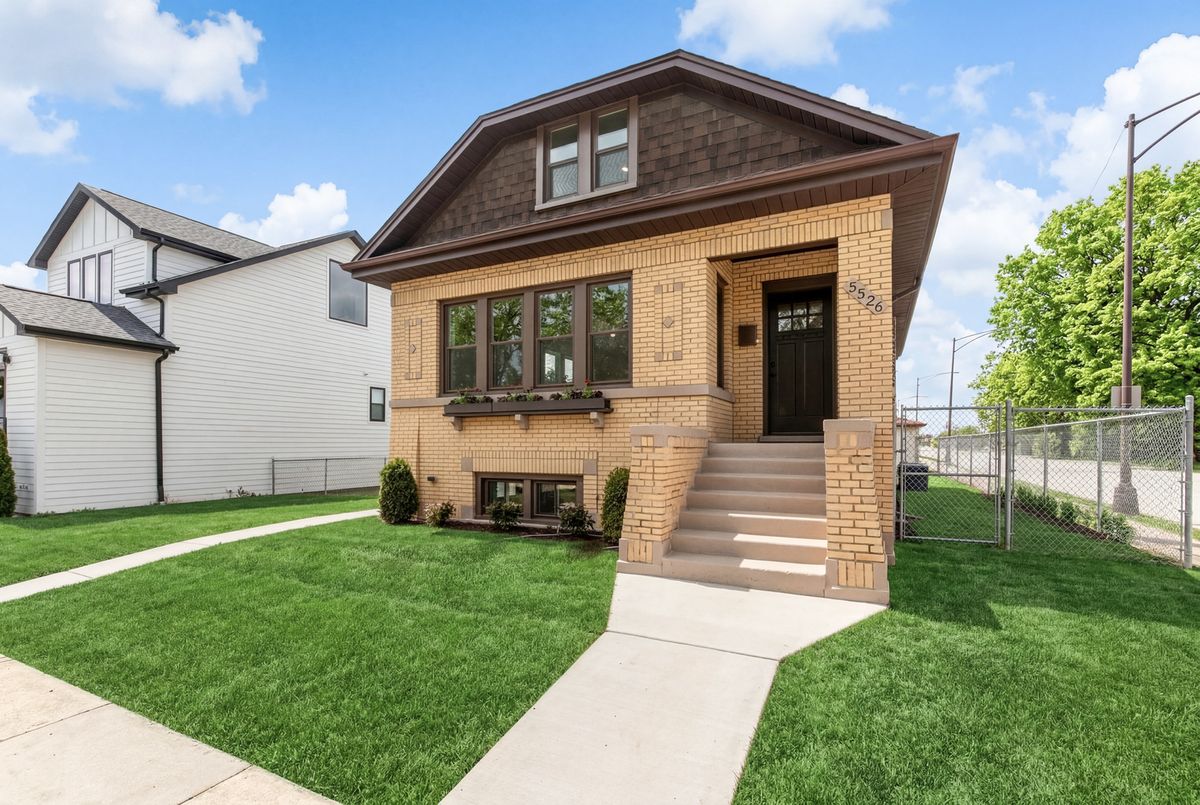 5526 Nordica Avenue, Chicago, IL 60656
