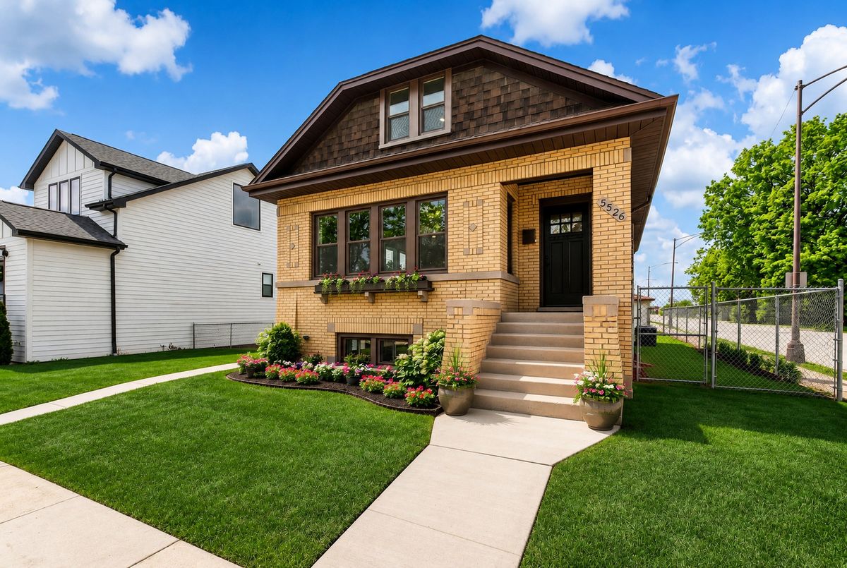 5526 Nordica Avenue, Chicago, IL 60656
