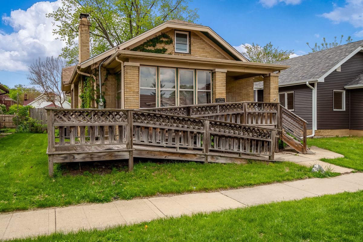 1422 North Avenue, Rockford, IL 61103