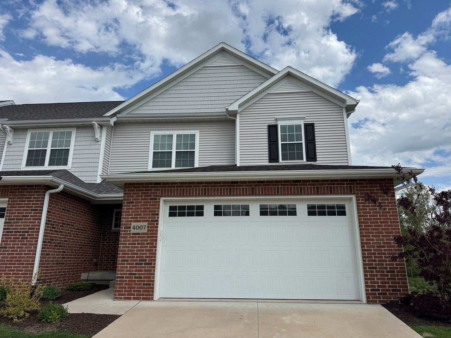 4007 Orchard Drive — Bettendorf, IA 52722