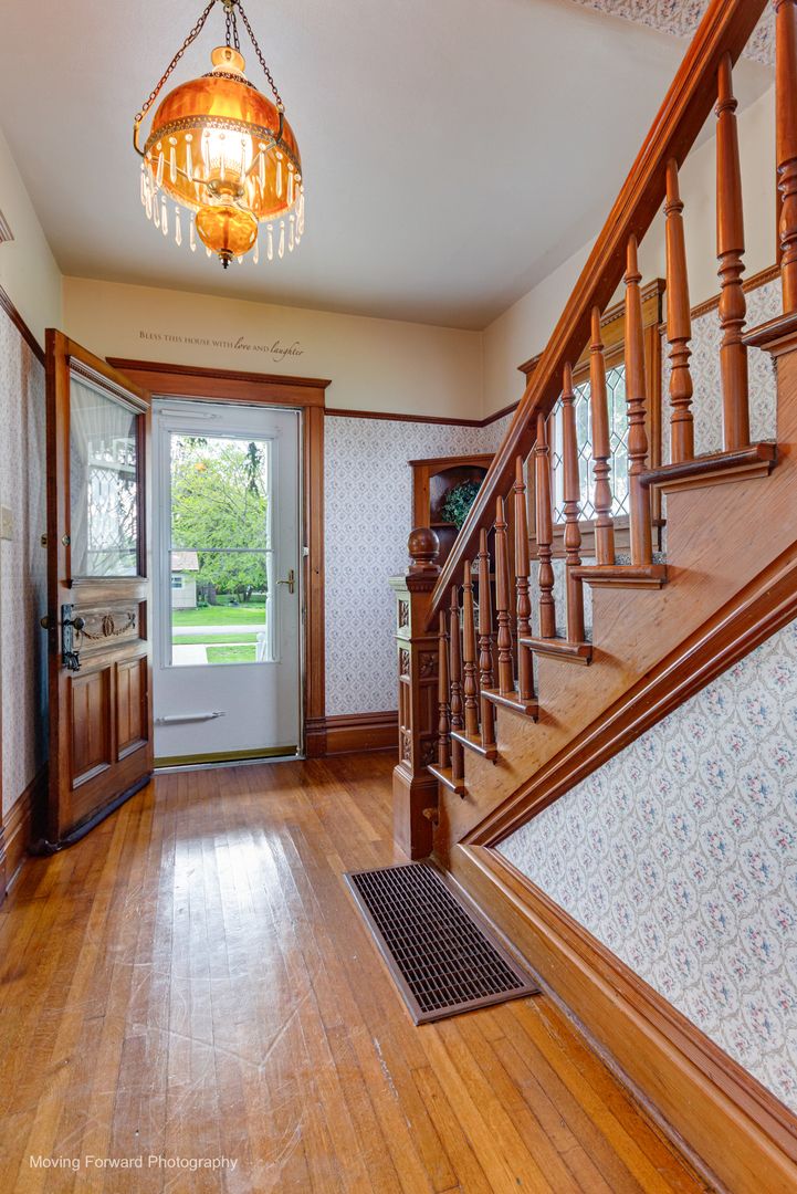 245 N Cedar Street, Leland, IL 60531